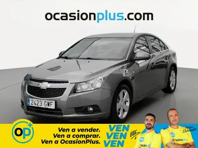 Usado Chevrolet Cruze LT 150 CV (110 kW) 2010 Gris Berlina