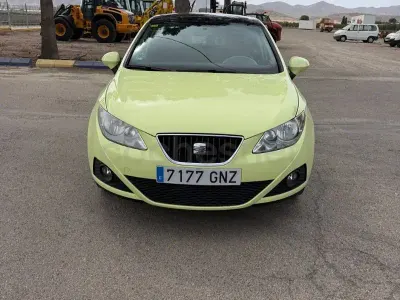 Usado Seat Ibiza 85 CV (62 kW) 2008 Amarillo Berlina