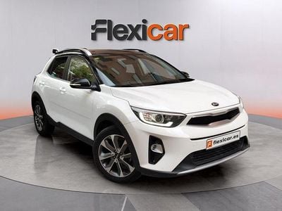Usado Kia Stonic 120 CV (88 kW) 2019 Blanco SUV