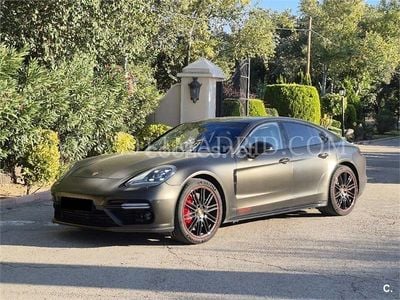 Usado Porsche Panamera Turbo Executive 549 CV (403 kW) 2018 Gris / plata Berlina