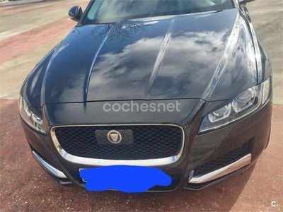 Usado Jaguar XF Prestige 180 CV (132 kW) 2017 Negro Berlina