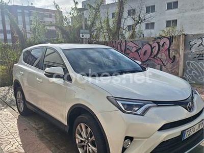 Usado Toyota RAV4 Advance 143 CV (105 kW) 2016 Blanco SUV