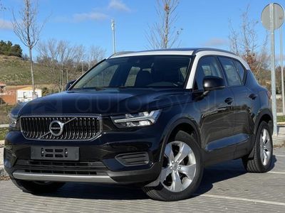 usado Volvo XC40 D4 190CV AWD GEATRONIC MOMENTUM TECHO