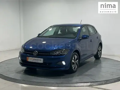 Usado VW Polo Advance 95 CV (69 kW) 2021 Azul Utilitario