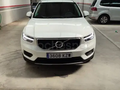 Usado Volvo XC40 150 CV (110 kW) 2019 Blanco SUV