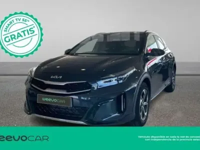Usado Kia XCeed 101 CV (74 kW) 2025 Gris SUV