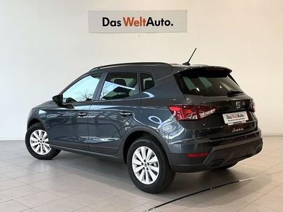 Usado Seat Arona Style 110 CV (80 kW) 2024 Gris SUV