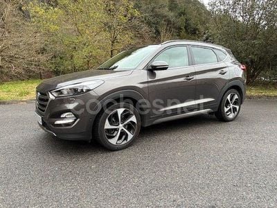 Gris / plata Usado 2016 Hyundai Tucson Style SUV | 18.300 € (Caro)