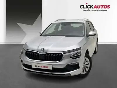 Usado Skoda Kamiq Selection 116 CV (85 kW) 2025 Plateado SUV
