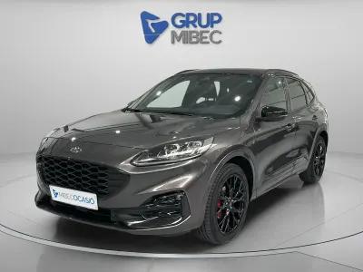 Usado Ford Kuga ST-Line X 225 CV (165 kW) 2022 Gris magnetic (metalizado) SUV