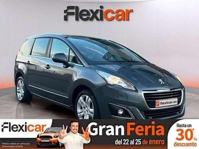 Gris Usado 2017 Peugeot 5008 Allure Monovolumen | 9490 €