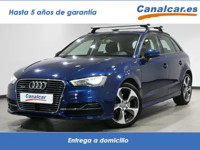 Usado Audi A3 Ambition 204 CV (150 kW) 2015 Azul eléctrico