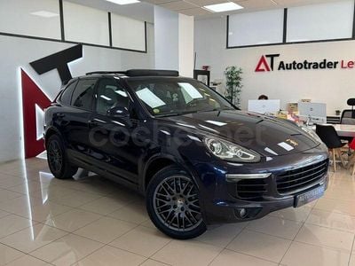 Usado Porsche Cayenne Platinum Edition 262 CV (192 kW) 2017 Violeta / lila SUV