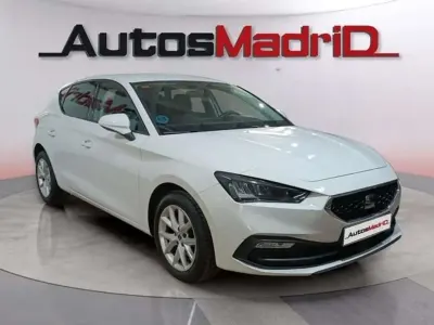 Käytetty Seat Leon Style 116 HP (85 kW) 2021 Valkoinen Viistoperä