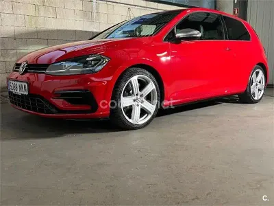 Usado VW Golf VII R 300 CV (220 kW) 2017 Rojo Berlina