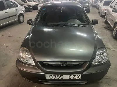 Usado Kia Rio 97 CV (71 kW) 2004 Gris / plata Berlina