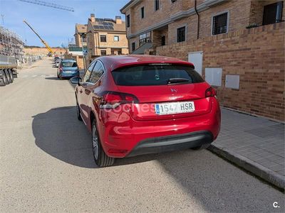 Usado Citroën DS4 92 CV (67 kW) 2013 Rojo Utilitario