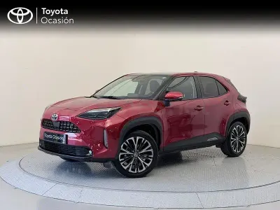 Używany Toyota Yaris Cross Plus 116 KM (85 kW) 2021 Czerwony SUV