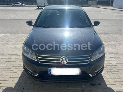 Negro Usado 2013 VW Passat Advance Berlina | 8000 € (Un poco caro)