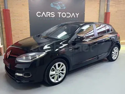 Usado Renault Mégane III LIMITED 115 CV (84 kW) 2014 Negro Berlina