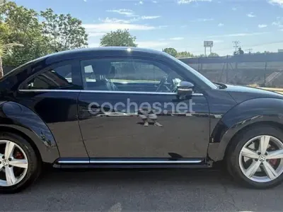 Usado VW Beetle Sport 200 CV (147 kW) 2012 Negro Utilitario