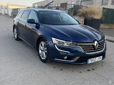Usado Renault Talisman Zen 130 CV (95 kW) 2016 Azul Familiar