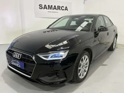 Usado Audi A4 Advanced 136 CV (100 kW) 2022 Negro Berlina