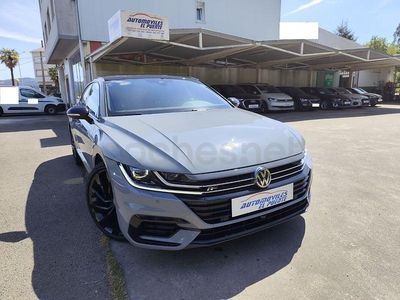 Usado VW Arteon R-line 190 CV (139 kW) 2020 Gris / plata Berlina