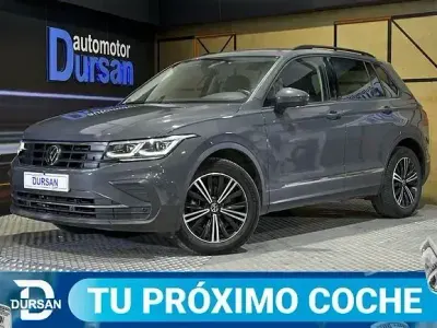 Usado VW Tiguan Life 150 CV (110 kW) 2022 Gris SUV