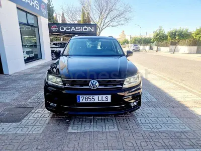 Usado VW Tiguan R-line 150 CV (110 kW) 2020 Negro SUV