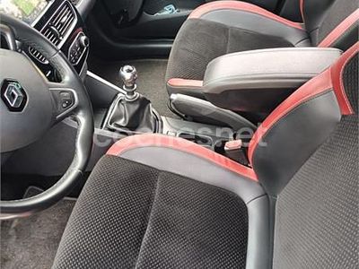 Usado Renault Clio IV Zen 120 CV (88 kW) 2016 Negro Berlina