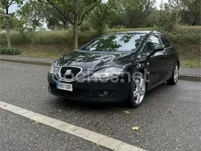 Używany Seat Leon Sport 125 KM (91 kW) 2008 Czarny Hatchback