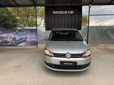 Usado VW Sharan Advance 184 CV (135 kW) 2018 Gris / plata Monovolumen