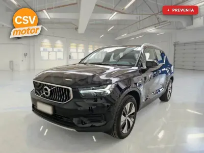 Usado Volvo XC40 Plus 211 CV (155 kW) 2022 Negro SUV