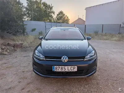 Usado VW Golf VII Advance 110 CV (80 kW) 2015 Azul Familiar