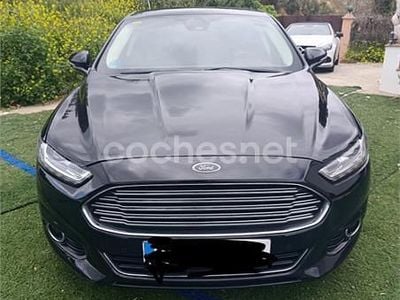Usado Ford Mondeo Titanium 187 CV (137 kW) 2019 Negro Berlina