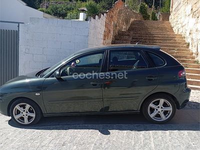 Verde Usado 2003 Seat Ibiza Stella Berlina | 2800 € (Precio justo)
