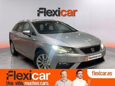 Usado Seat Leon Style 115 CV (84 kW) 2019 Gris