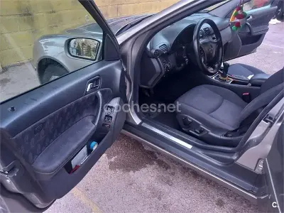 Usado Mercedes 220 150 CV (110 kW) 1993 Gris / plata Coupe