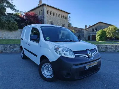 Usado Renault Kangoo 90 CV (66 kW) 2014 Blanco Monovolumen