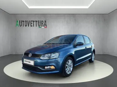 Usado VW Polo Advance 90 CV (66 kW) 2015 Azul Berlina