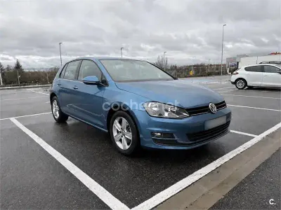 Usado VW Golf VII Advance 122 CV (89 kW) 2016 Azul Berlina