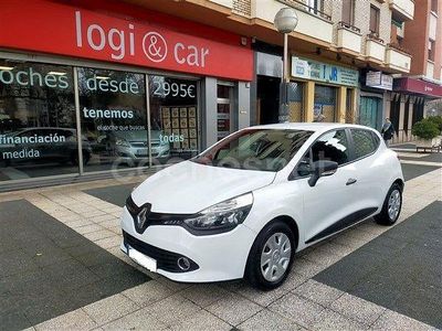 Blanco Usado 2015 Renault Clio IV Authentique Berlina | 9000 € (Un poco caro)