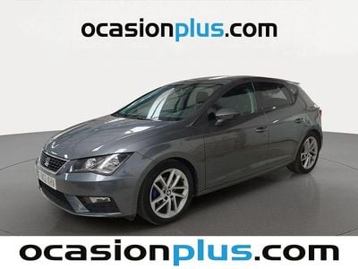 Usado Seat Leon Style 110 CV (80 kW) 2018 Gris Utilitario