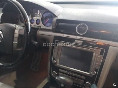 Begagnad VW Phaeton 240 HK (176 kW) 2011 Vit Sedan