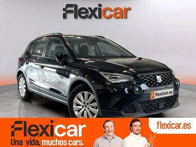 Usado Seat Arona Reference 110 CV (80 kW) 2022 Negro SUV