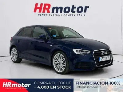Usado Audi A3 S-Line 116 CV (85 kW) 2019 Azul Berlina