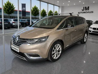 Usado Renault Espace Zen 130 CV (95 kW) 2015 Beige Monovolumen