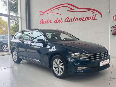 Usado VW Passat Business 122 CV (89 kW) 2021 Azul Familiar