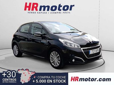 Usado Peugeot 208 Signature Sky 83 CV (61 kW) 2018 Negro Utilitario